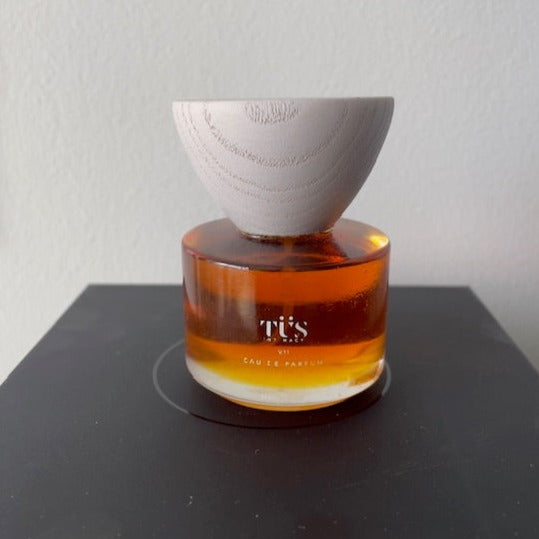 
                      
                        V.II Eau De Parfum 30ml
                      
                    